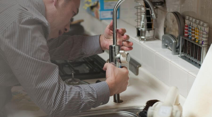 Professional sink repair in De Valls Bluff, AR
